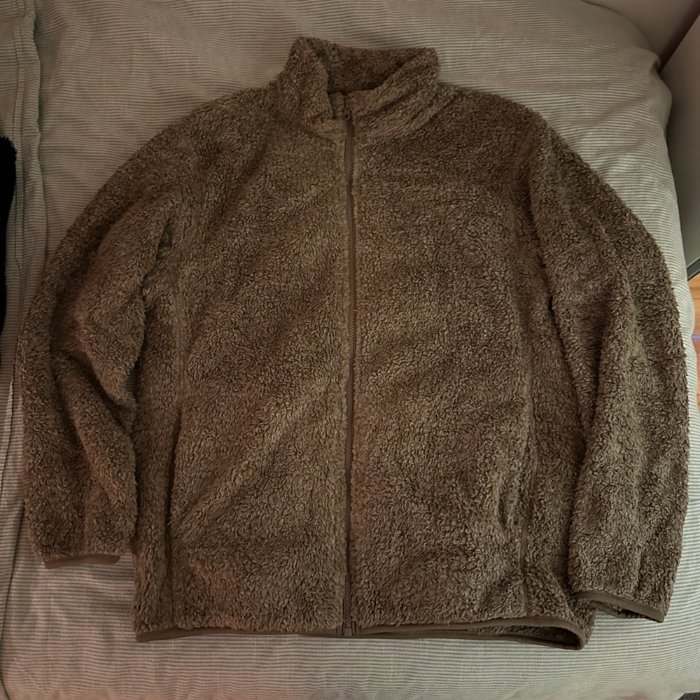 UNIQLO FLEECE SWEATER IN STONE GREY